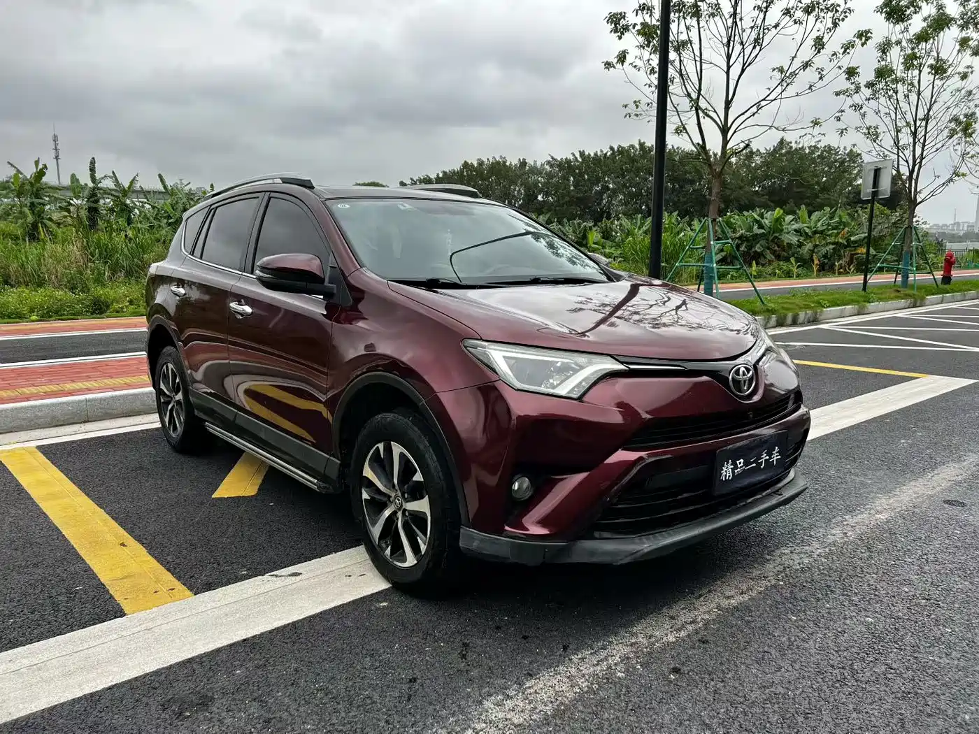 Toyota RAV4 Rongfang 2016 2.0L CVT 2WD Trend (China V) фото 3