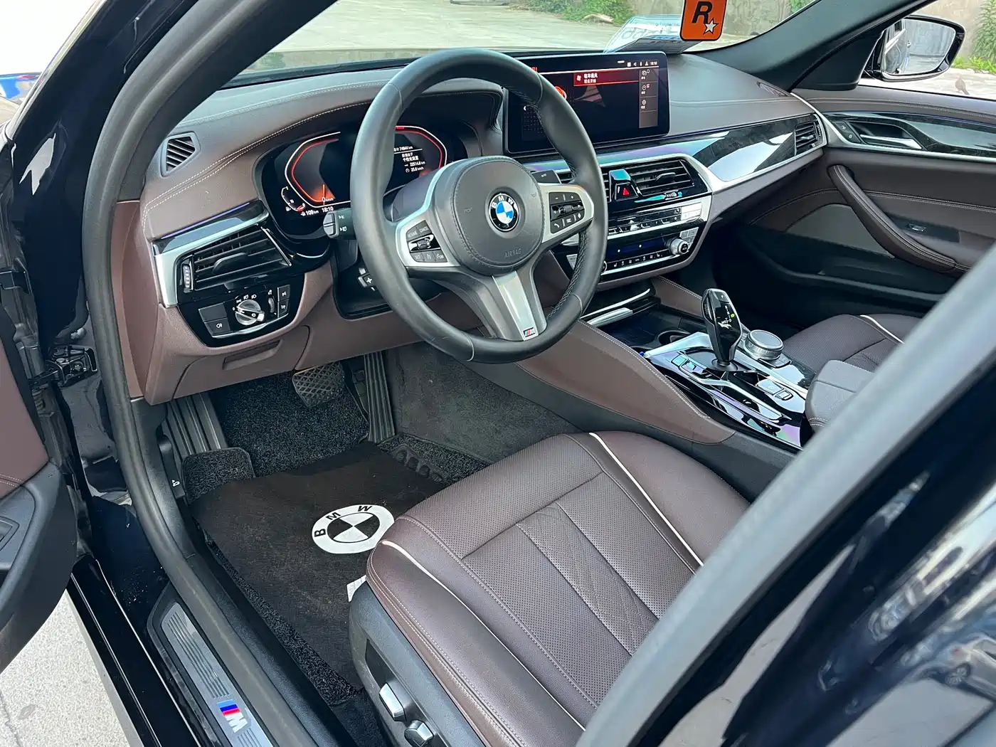 BMW 5 Series 2021 525Li M Sport Package фото 6