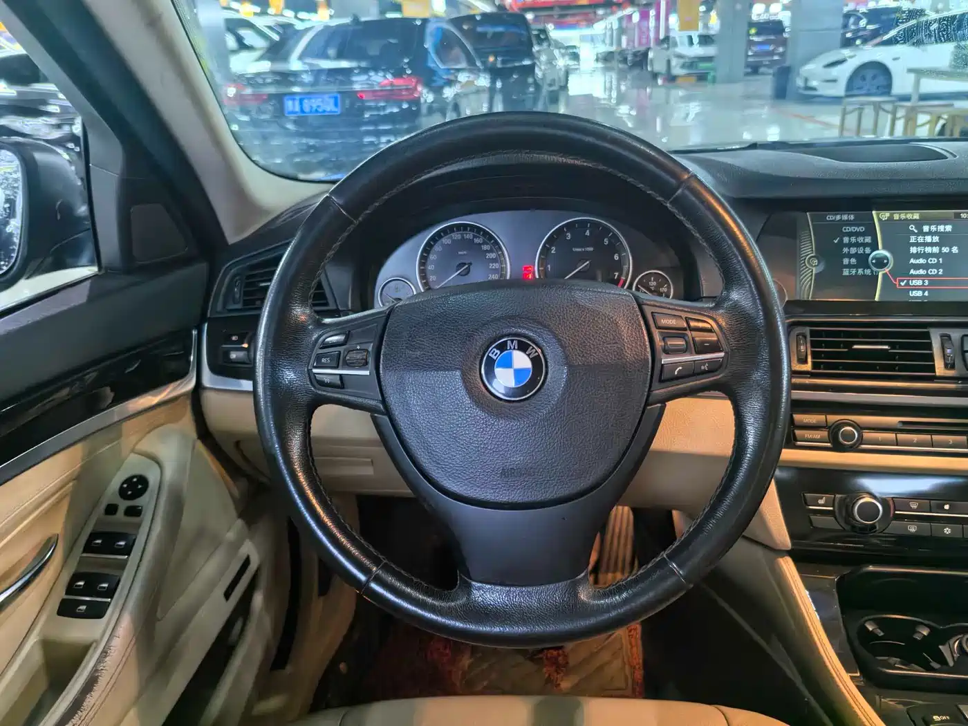 BMW 5 Series 2012 530Li Luxury фото 7