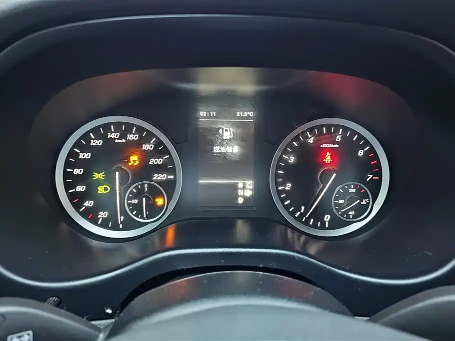 Mercedes-Benz Vito 2020 2.0T Elite Edition (7-seater) фото 14