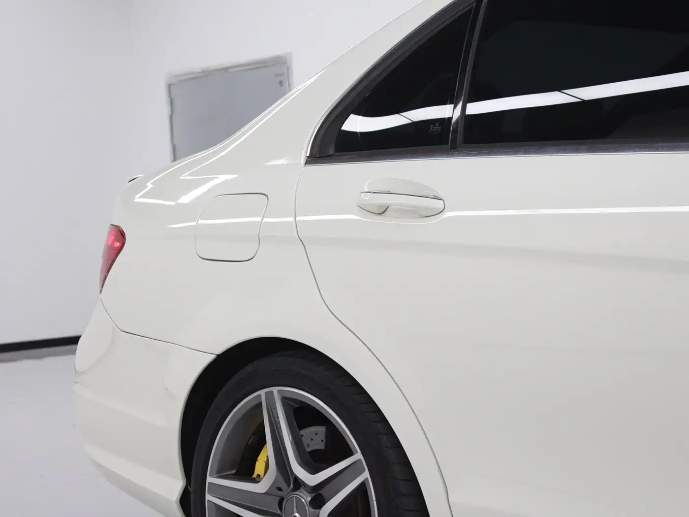 Mercedes-Benz C-Class AMG 2012 AMG C 63 Sport фото 20