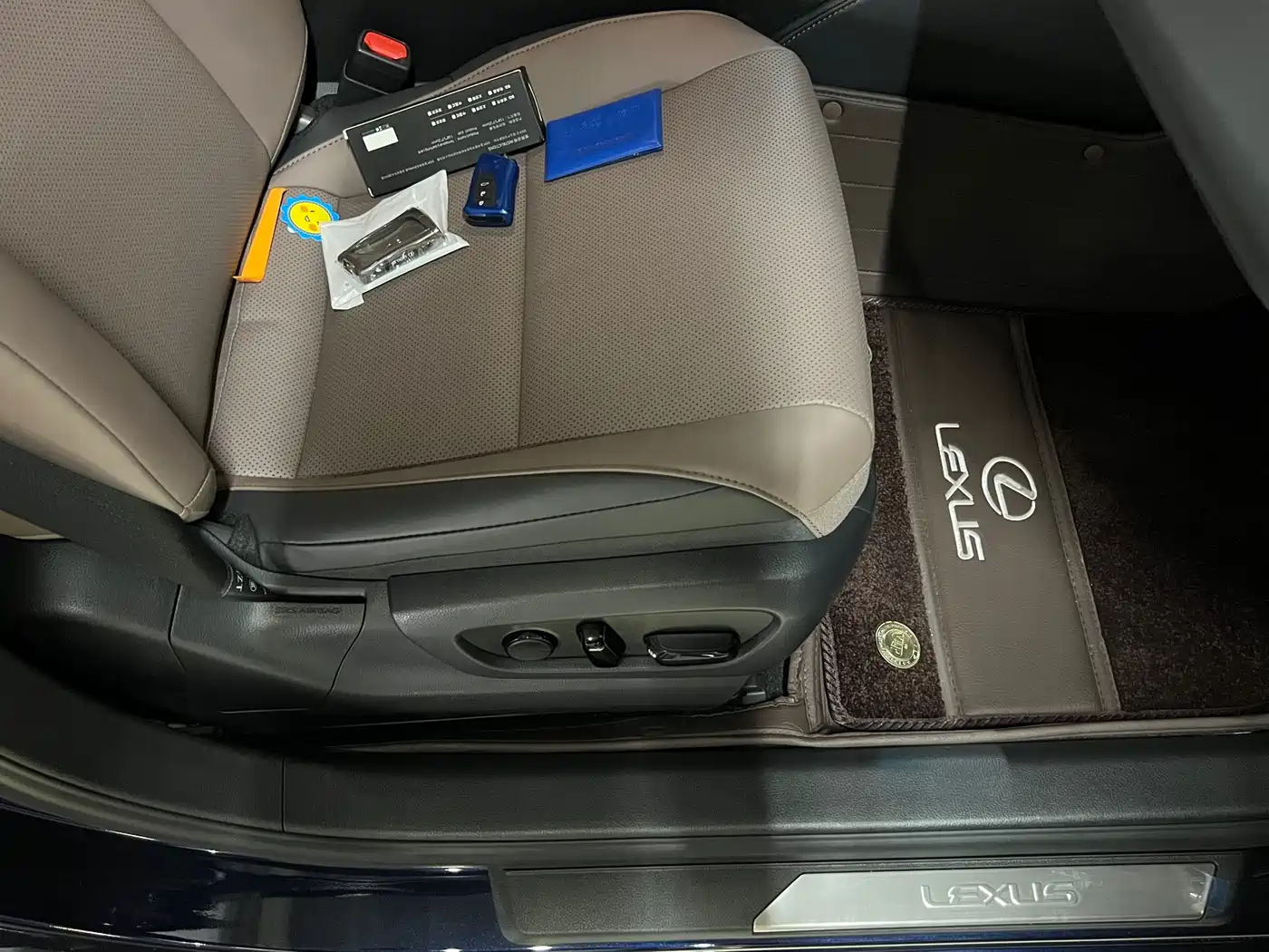 Lexus ES 2024 200 Premium Edition фото 11