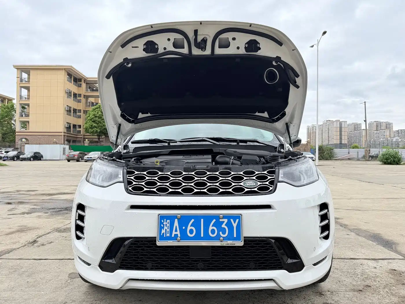 Land Rover Discovery Sport 2025 249PS Performance Tech Edition фото 10