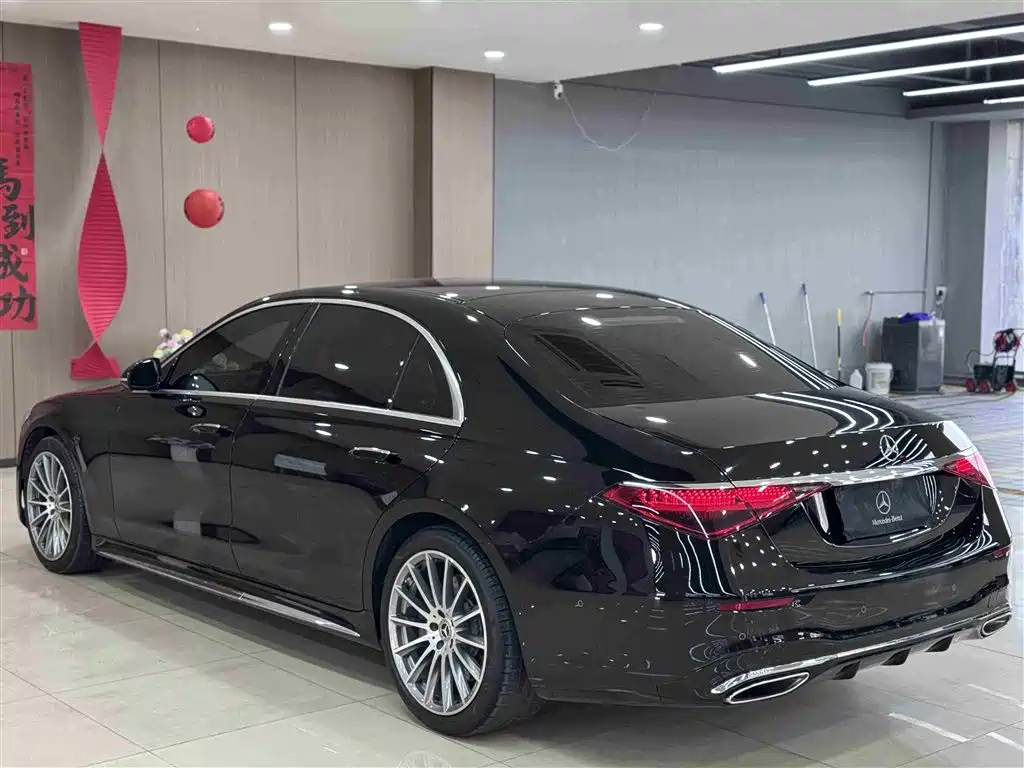 MERCEDES-BENZ S CLASS