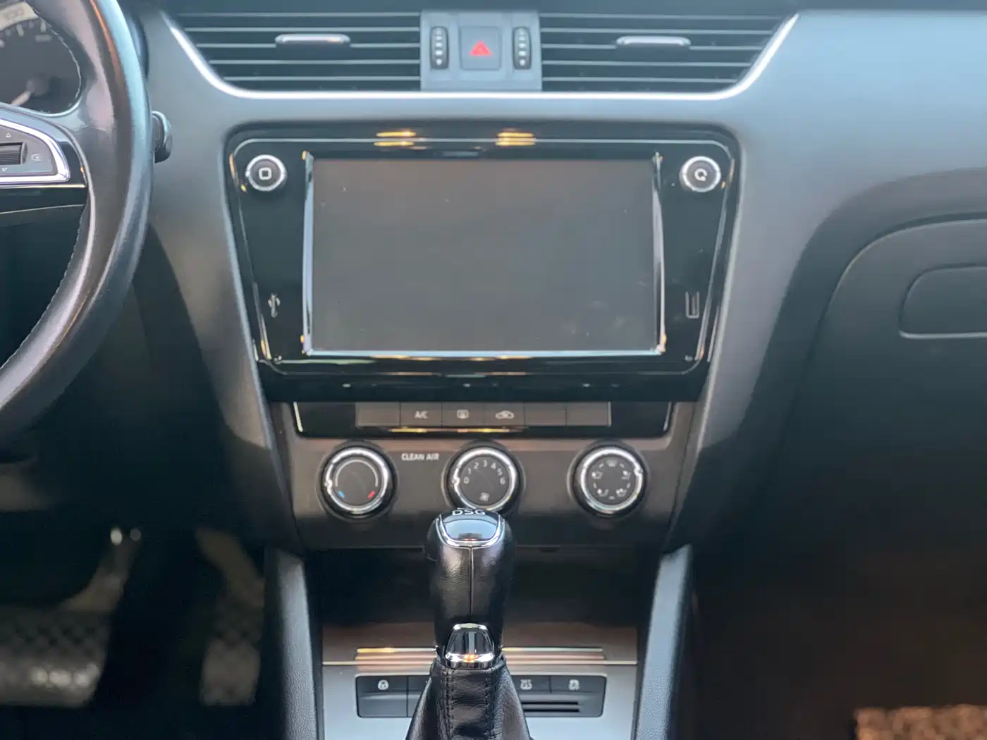 Škoda Octavia 2018 TSI230 DSG Luxury Edition фото 12