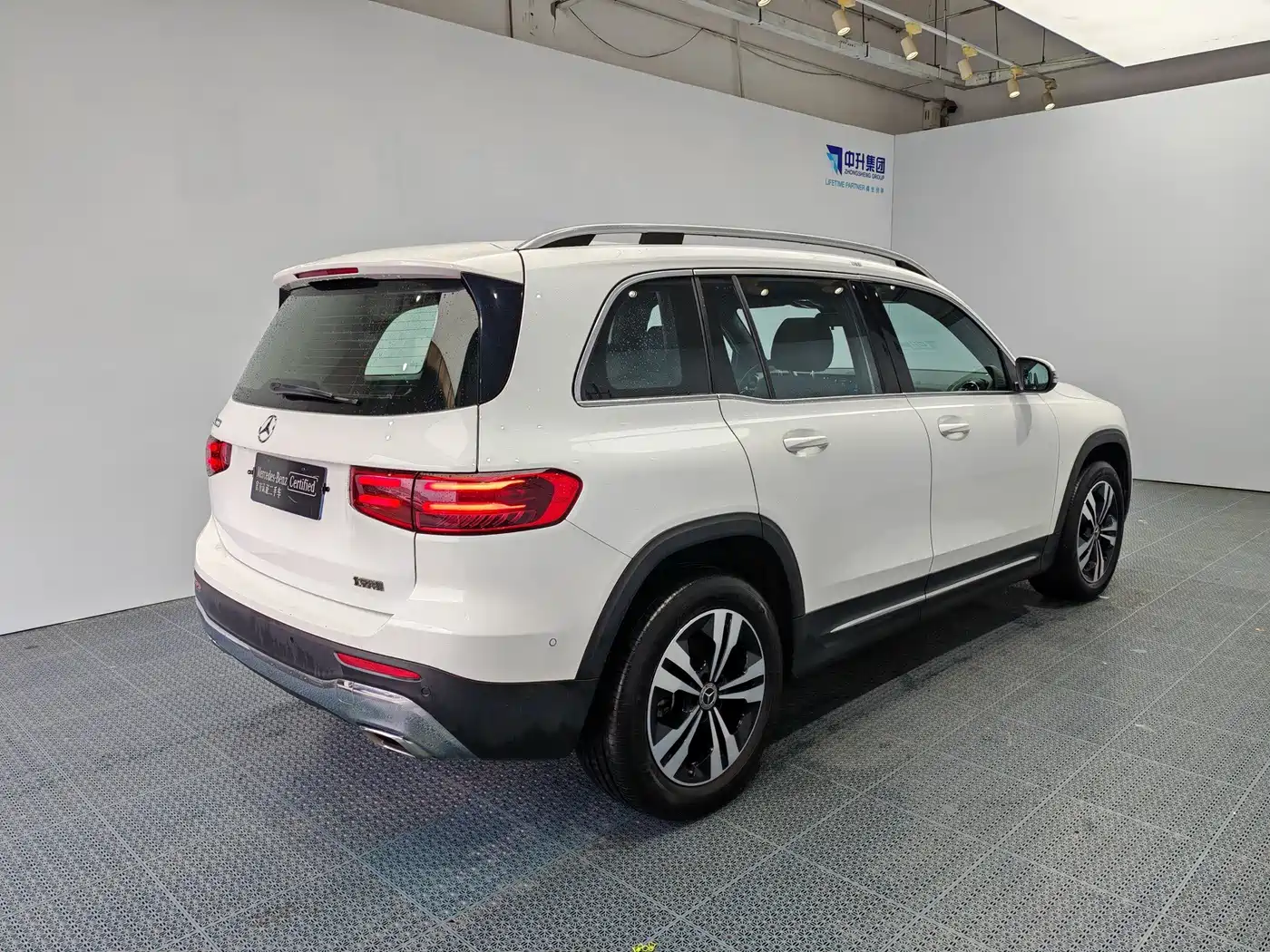 Mercedes-Benz GLB 2024 2024 Facelift GLB 200 Dynamic