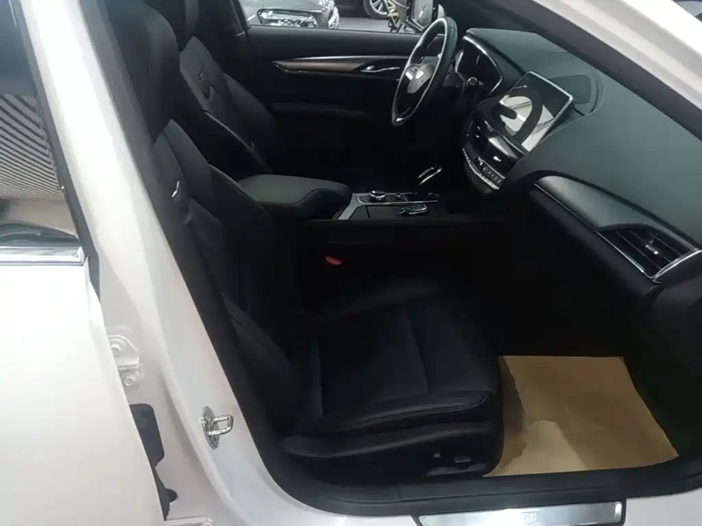 Cadillac CT5 2026 2023 28T Luxury Style (Standard Edition)