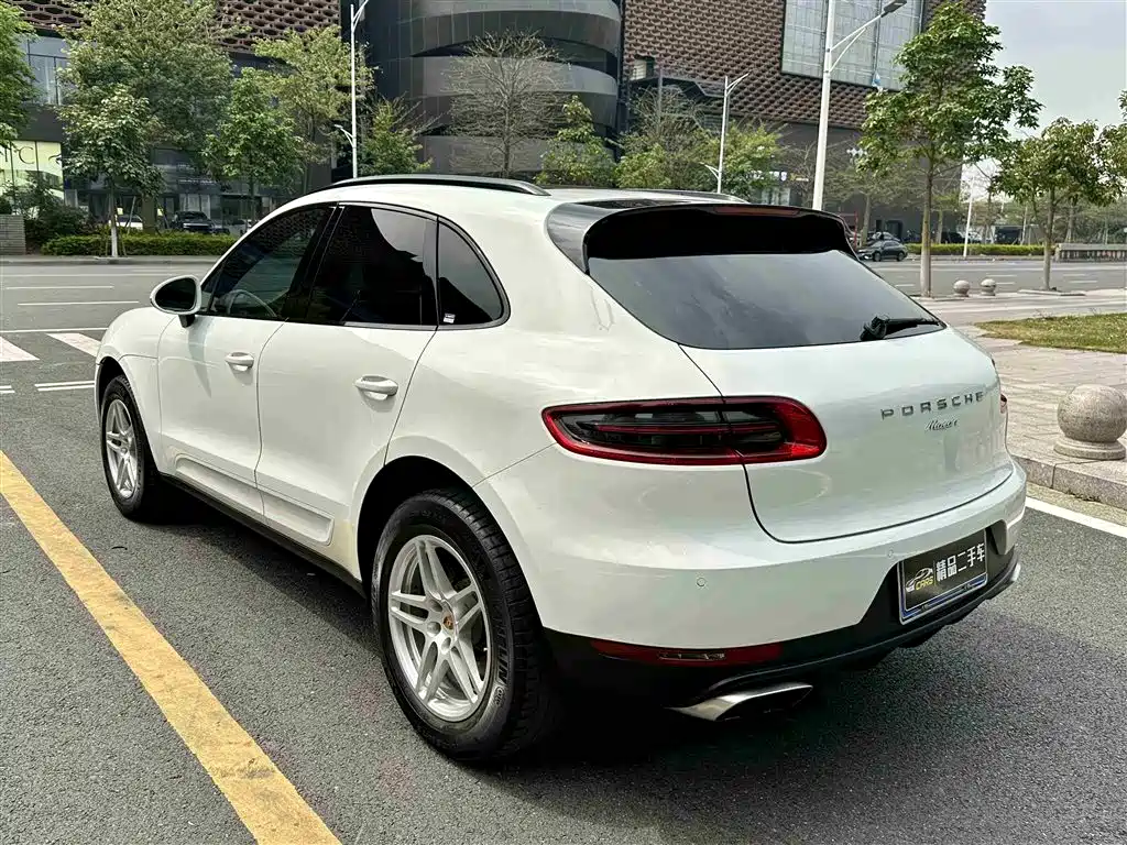 Porsche Macan 2014 Macan 2.0T фото 9