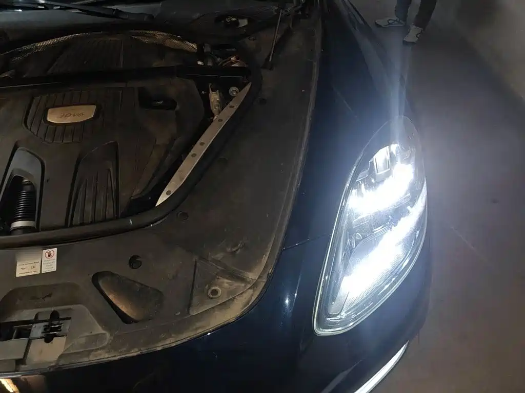 Porsche Panamera 2017 Panamera 3.0T фото 22