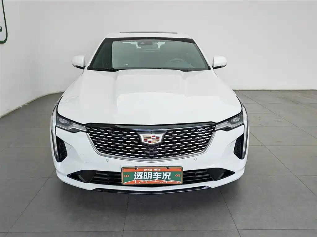 CADILLAC CT4