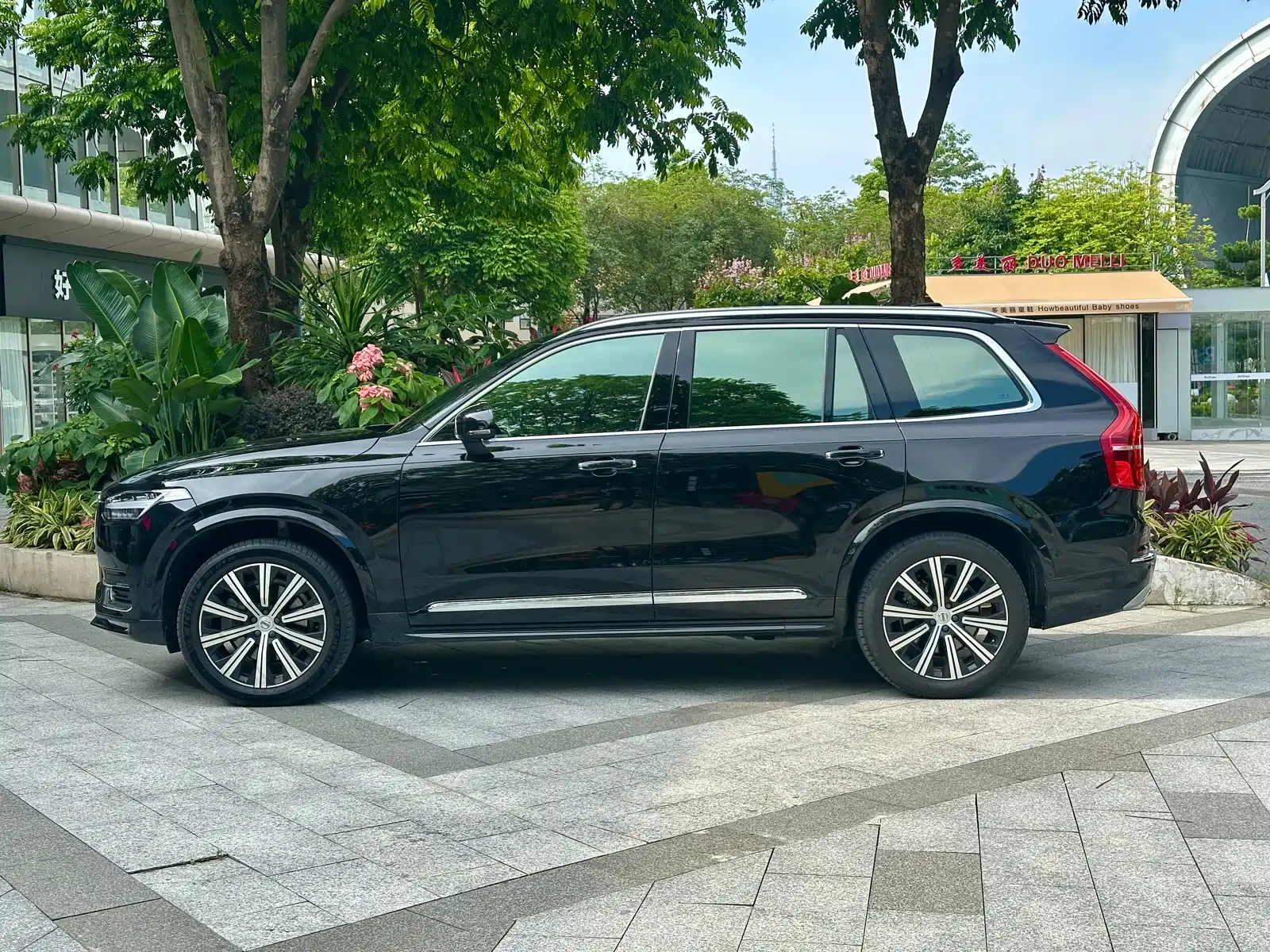 Фото 3 - Volvo XC90