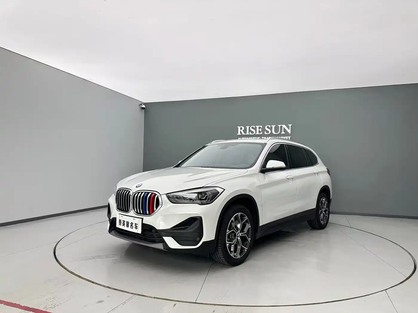 BMW X1 2022 sDrive25Li Leading