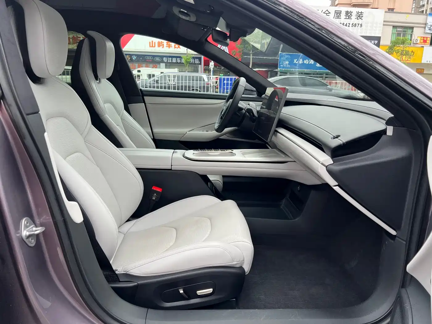 Xiaomi Auto Xiaomi SU7 2024 AWD Extended Range Advanced Smart Driving Max Edition фото 22