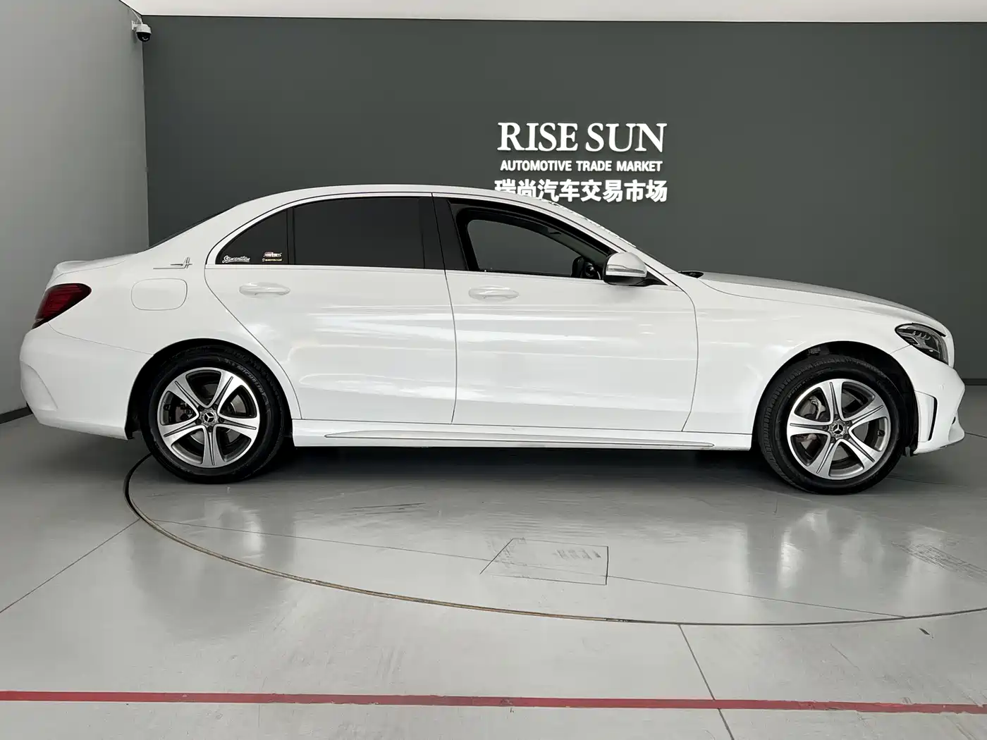 Mercedes-Benz C-Class 2020 Facelift C 260 L Sport фото 15