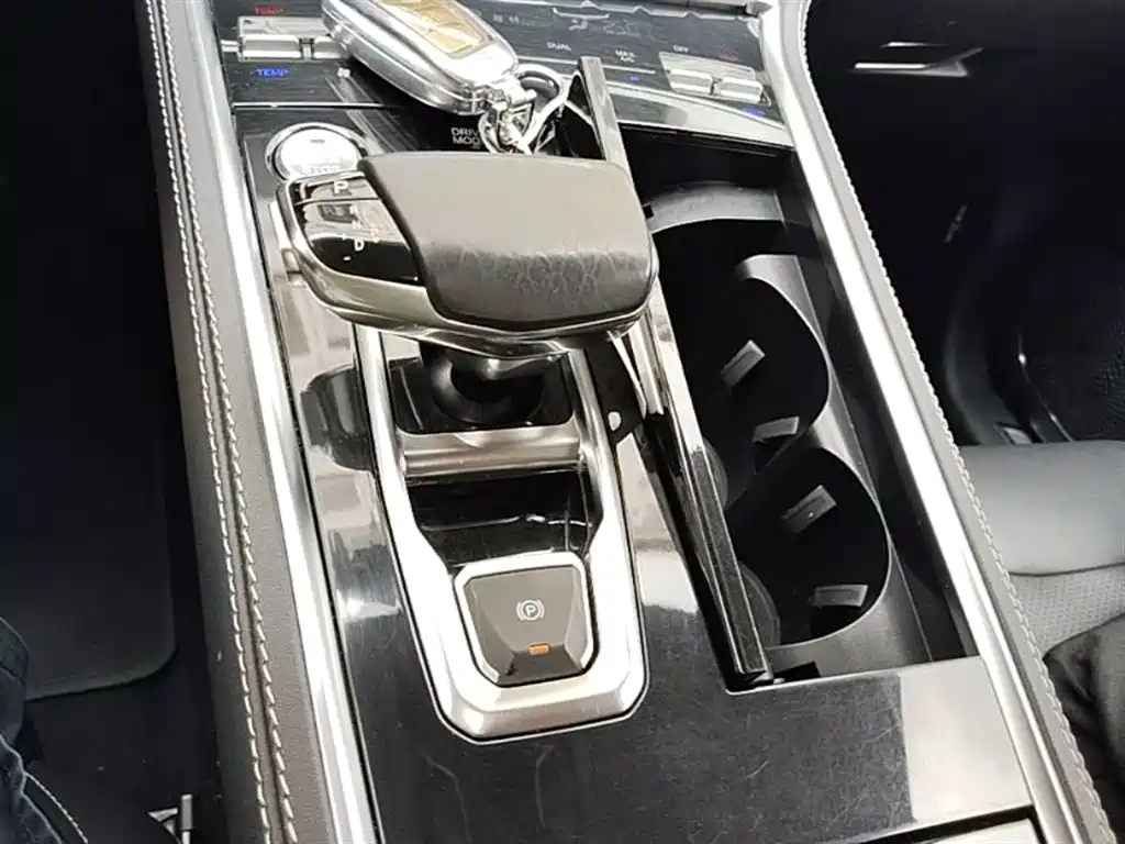 Photo 14 - Changan CS85