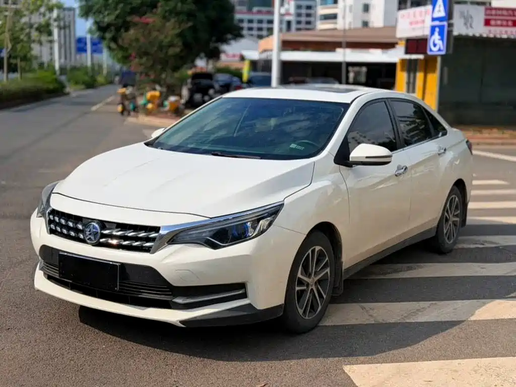 Venucia D60 2021 2020 1.6L XL CVT Delight Edition