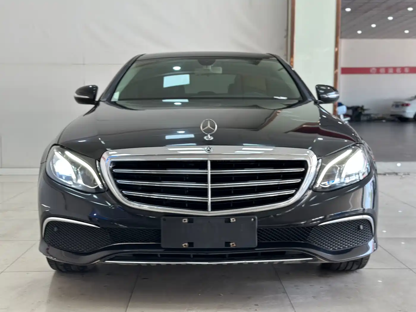Mercedes-Benz E-Class 2020 E 260 L фото 2