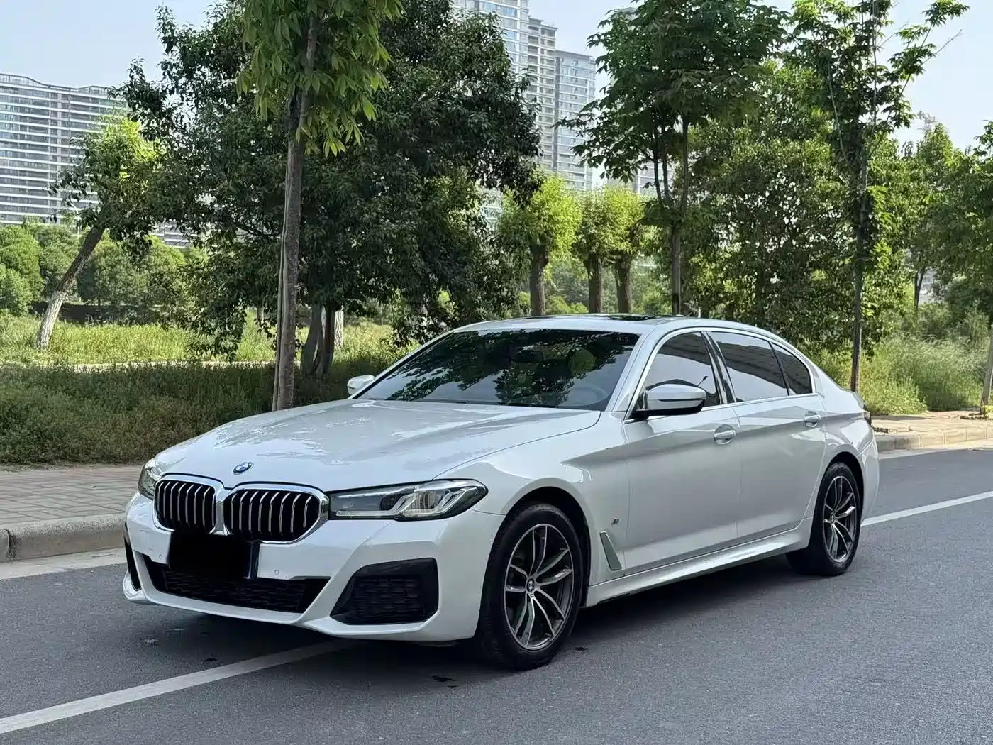 BMW 5 Series 2022 Facelift 525Li M Sport Package