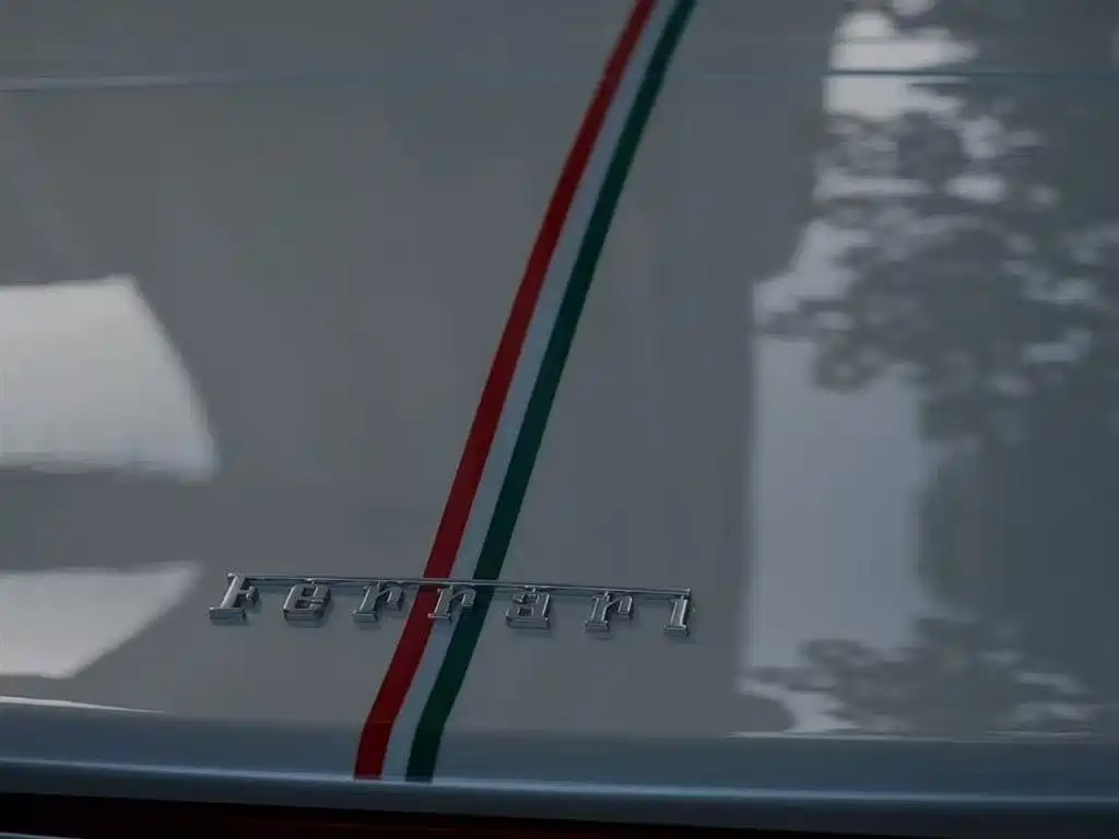 Ferrari California T 2016 2015 3.9T Standard