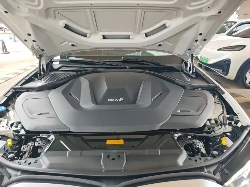 BMW i3 2025 2025 eDrive 35 L