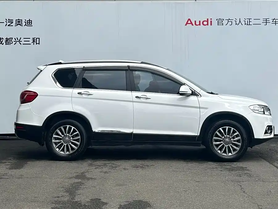 Haval H6 2017 Red Label Sport 1.5T Automatic 2WD Luxury фото 3