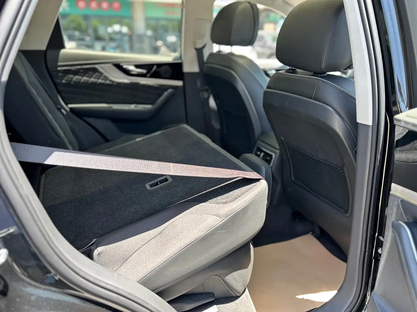 Hongqi HS5 2019 2.0T Smart Connect Enjoy Edition фото 19