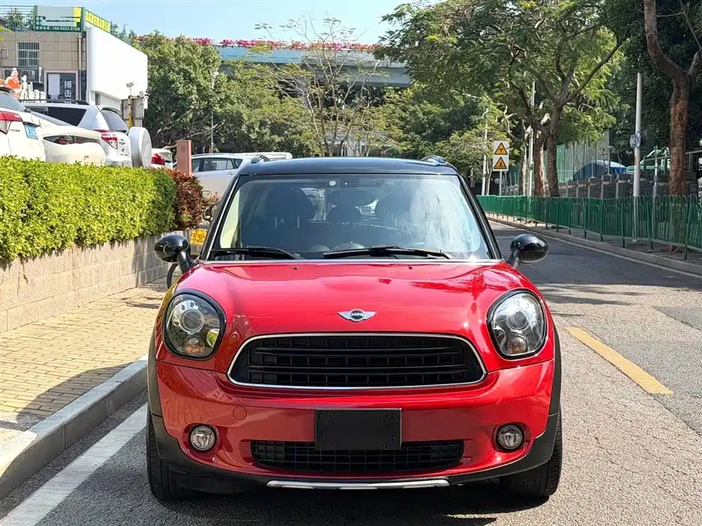 MINI COUNTRYMAN