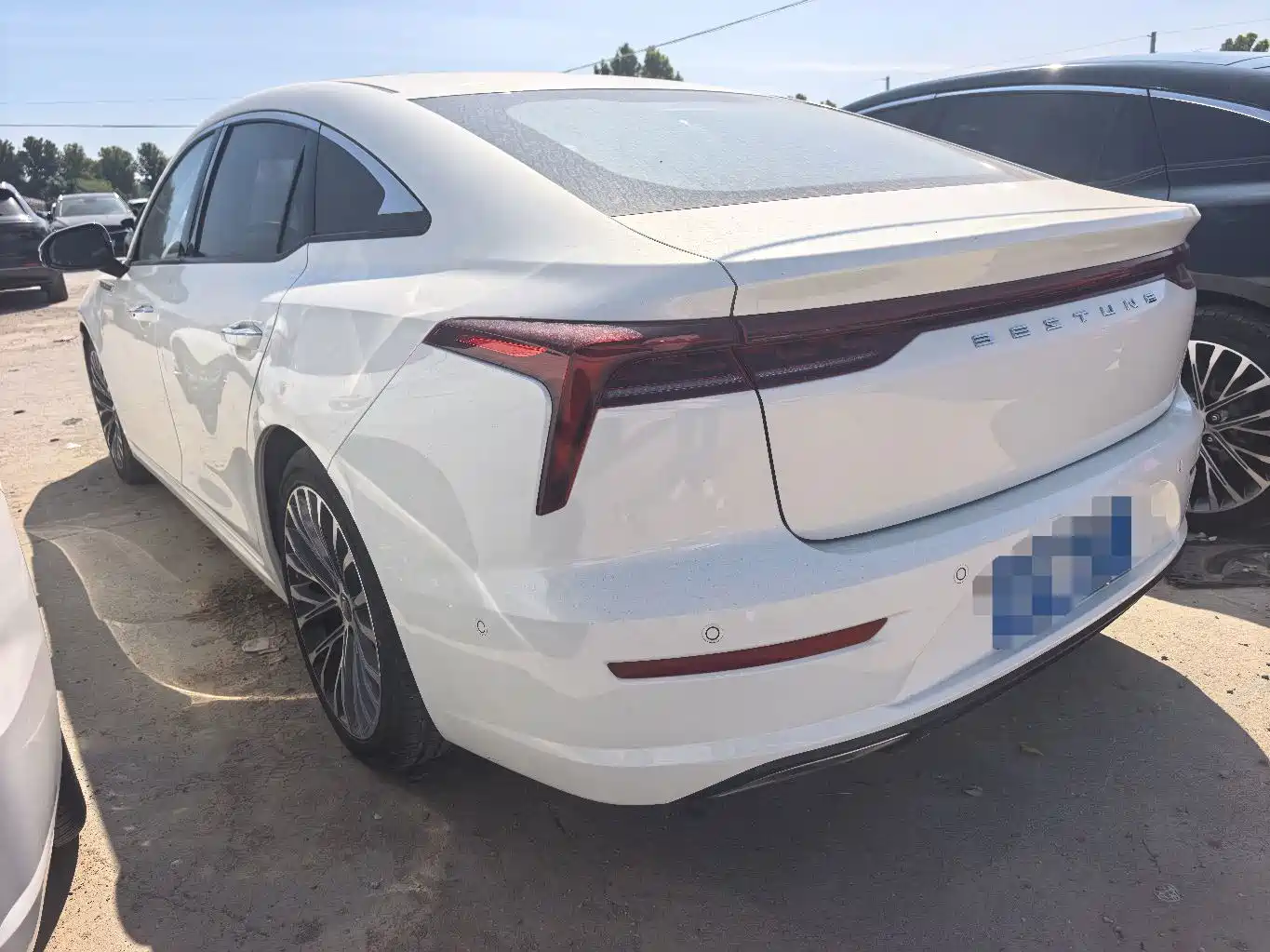 Photo 9 - Besturn B70
