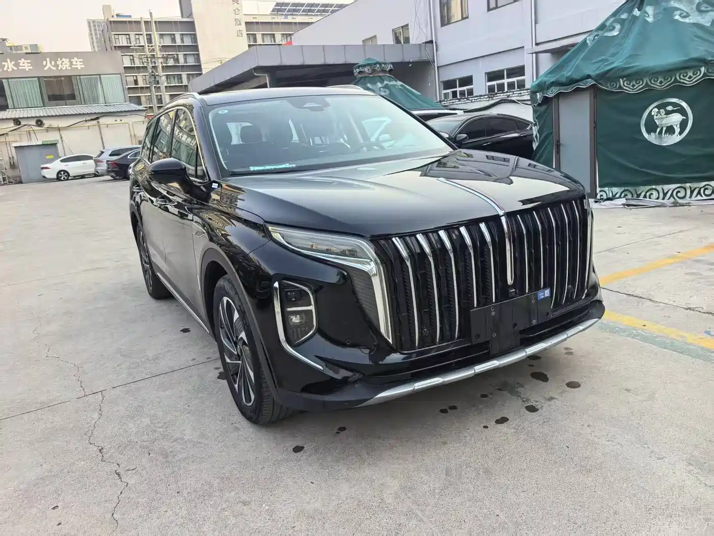 Hongqi HS7 PHEV 2024 2024 2.0T PHEV 4WD Flagship Edition 6-seater