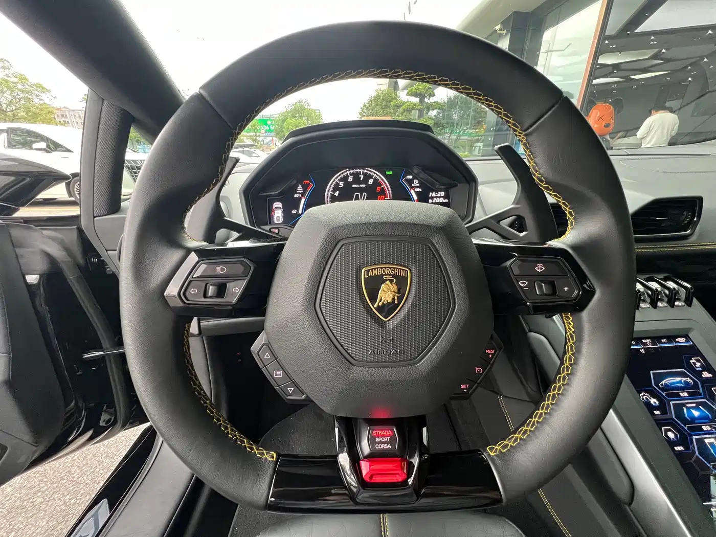 Lamborghini Huracán 2020 Huracán EVO RWD фото 7