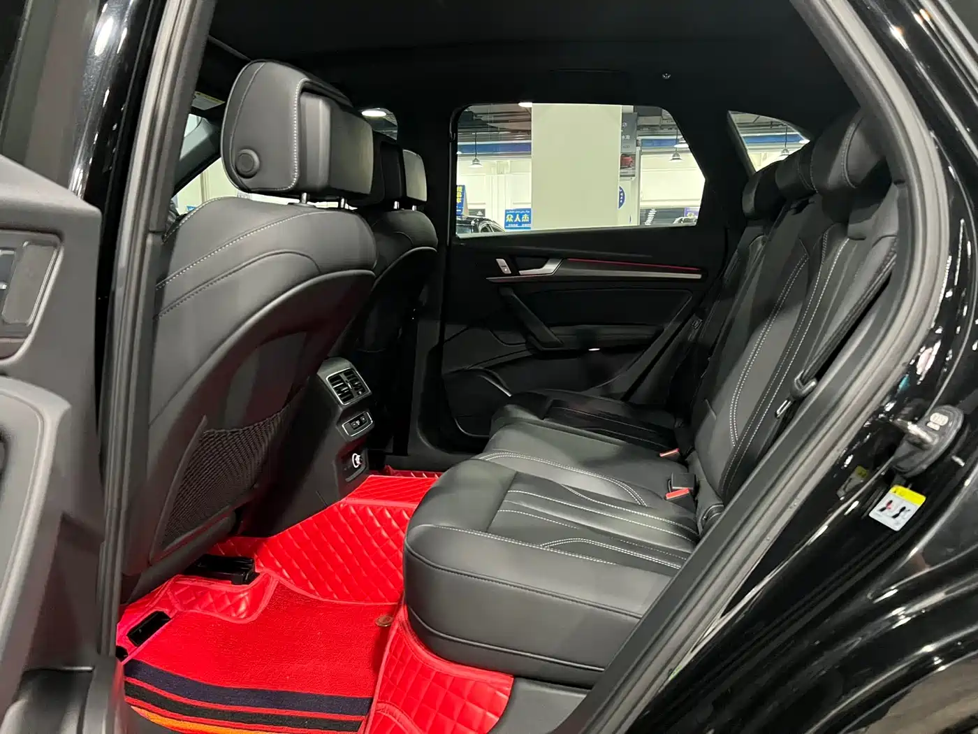 Audi Q5L 2023 40T Luxury Dynamic фото 8