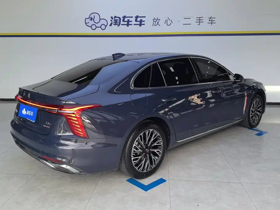 Фото 3 - Hongqi H5