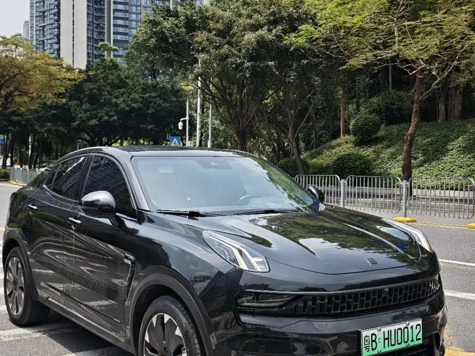 Lynk & Co 05 EM-P 2021 1.5TD PHEV HALO фото 2