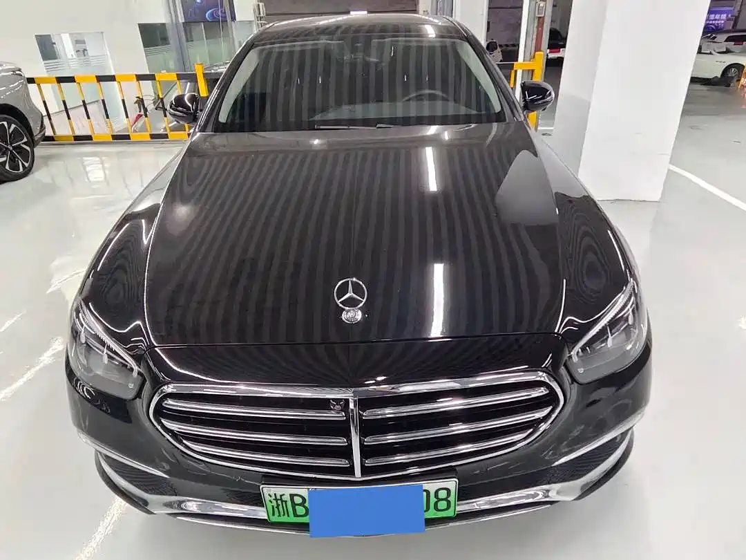 Mercedes-Benz E-Class New Energy 2022 E 350 e L Plug-in Hybrid Sedan фото 2