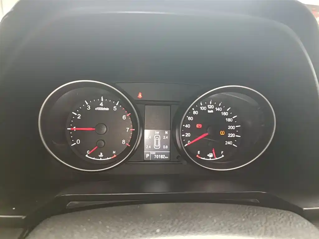 Haval M6 2023 PLUS 1.5T DCT Elite Smart Connect фото 12