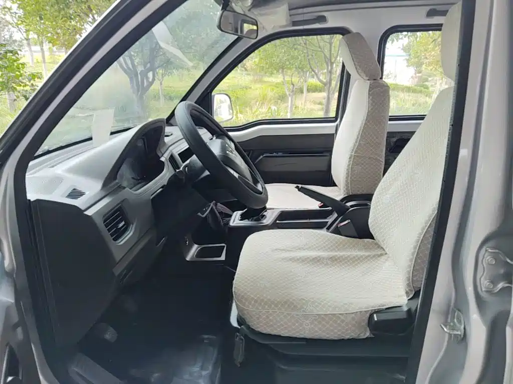 Wuling Motors Wuling Rongguang New Truck 2021 2019 1.8L Double Cab China VI LJ479Q6