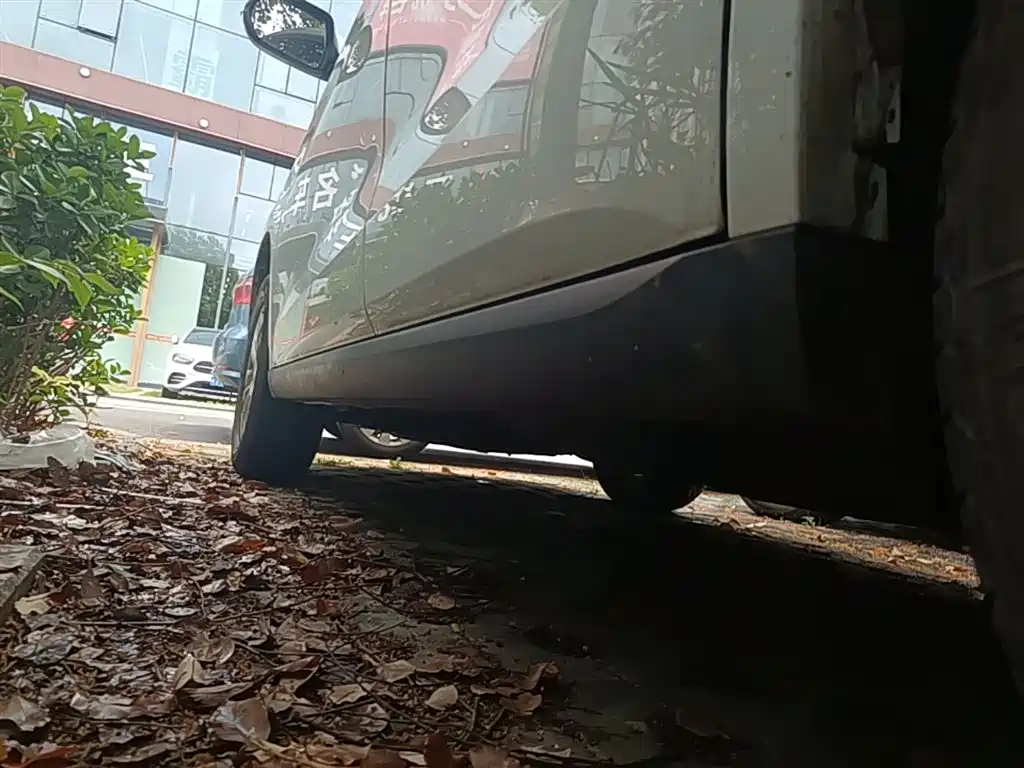 Haval M6 2023 PLUS 1.5T DCT Elite Smart Connect фото 22