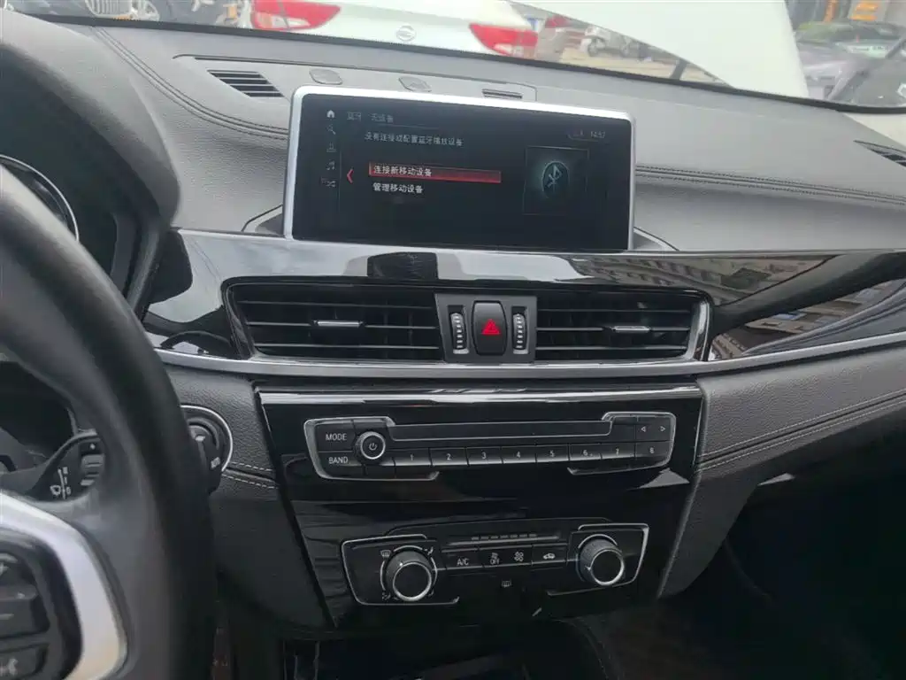 BMW X2 (Import) 2019 sDrive20i M Off-Road Package China VI фото 13