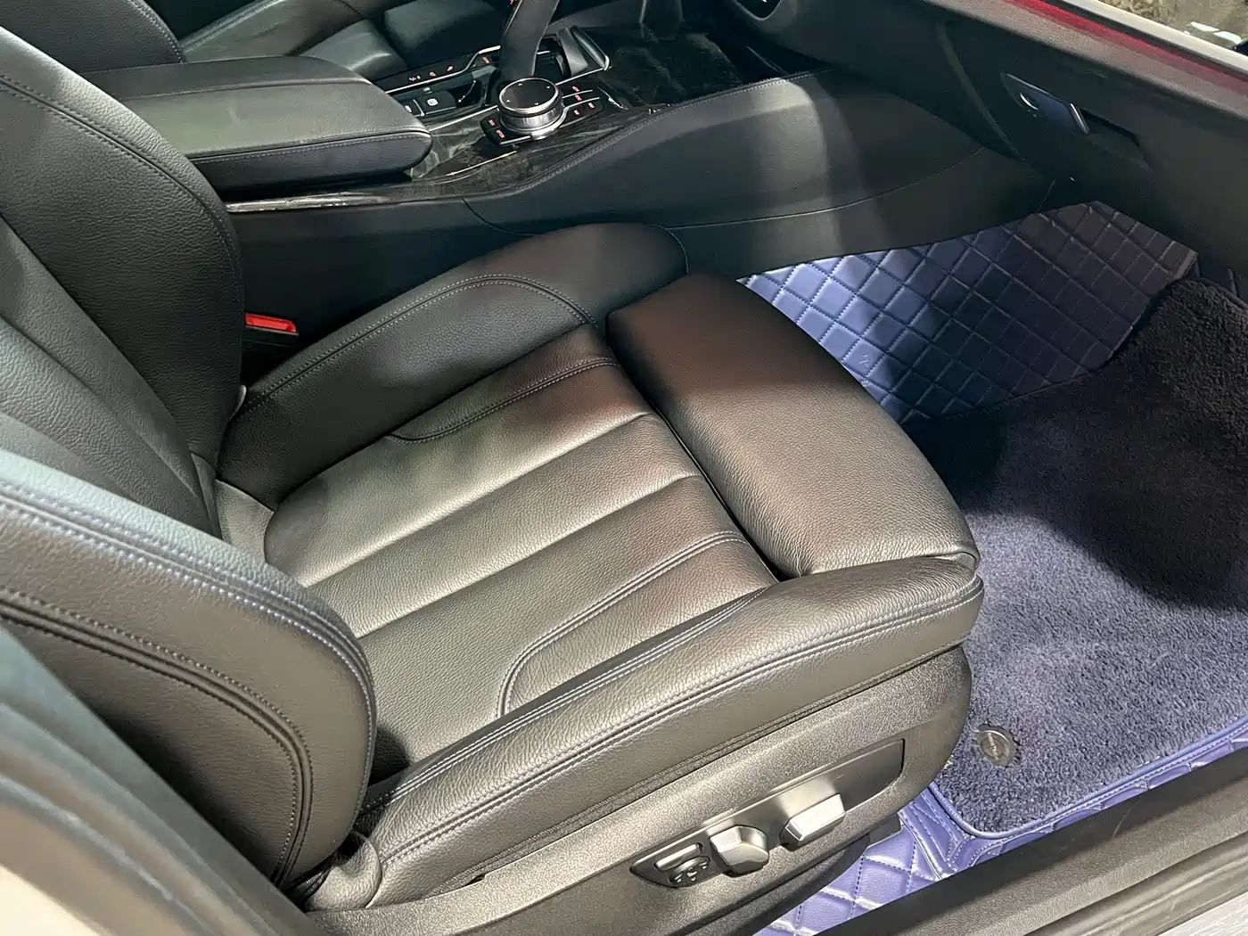 BMW 6 Series GT 2019 630i M Sport Package фото 26