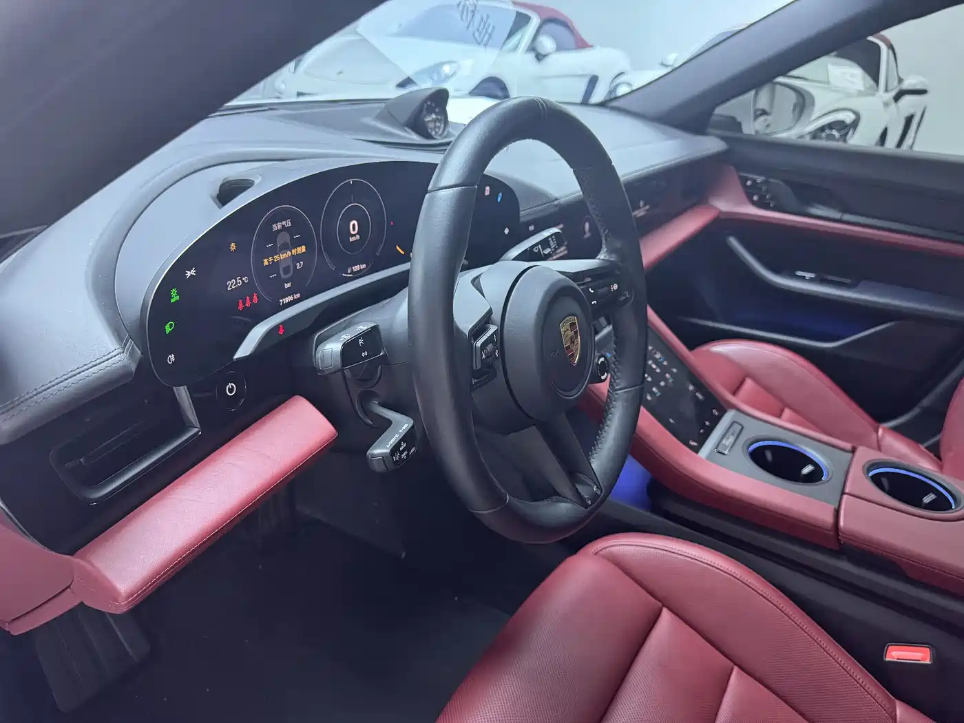 Porsche Taycan 2020 Taycan фото 6