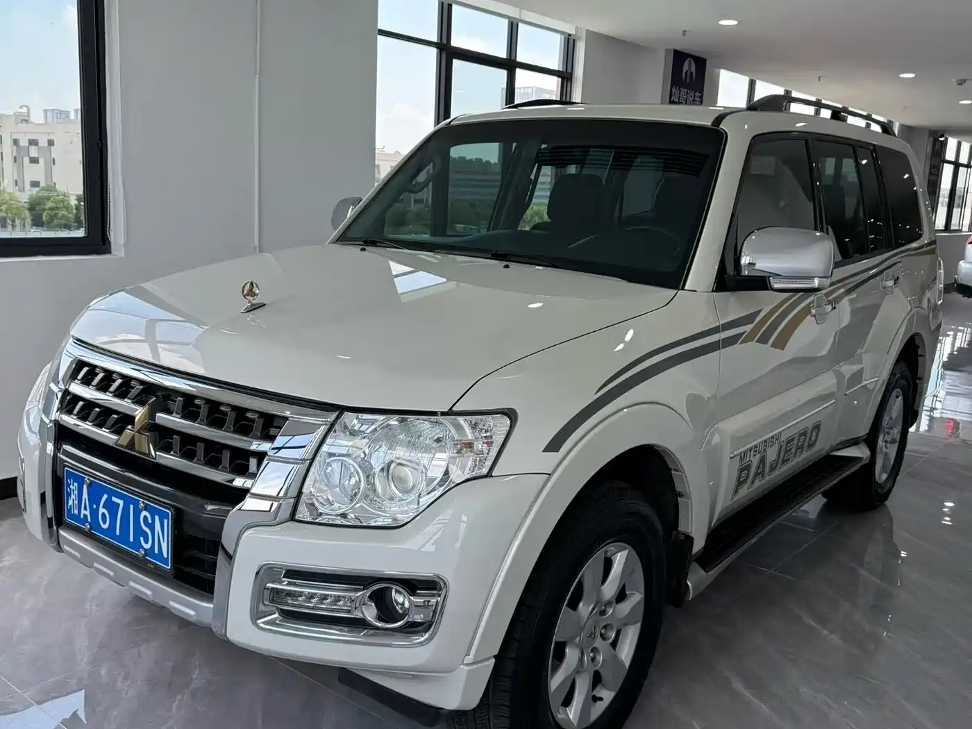  Mitsubishi Pajero (Import) 2020 3.0L Automatic Luxury Edition