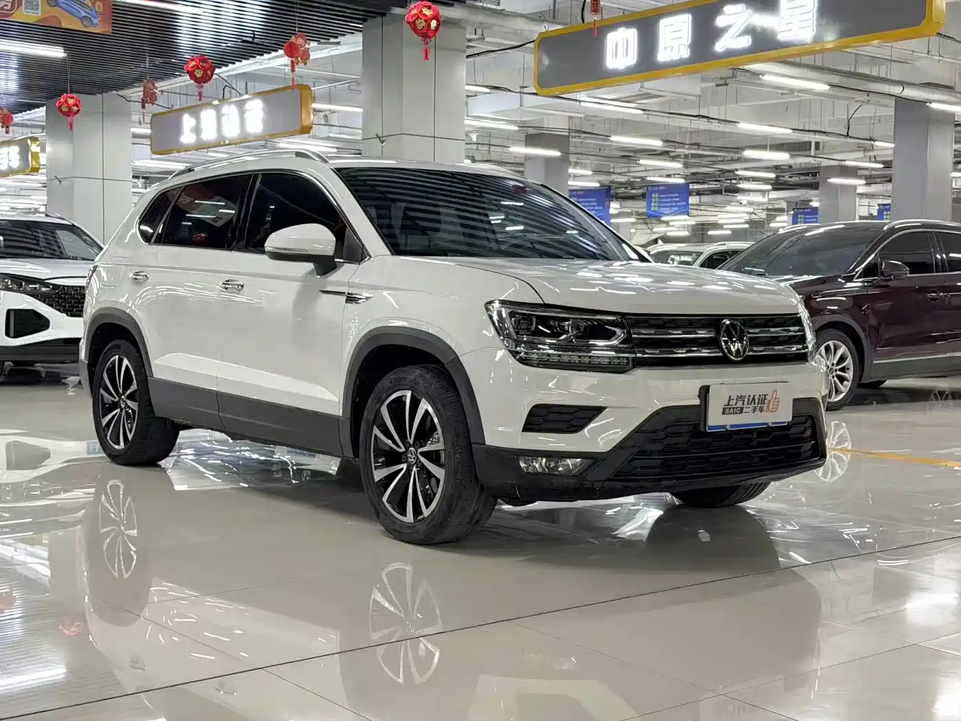 Volkswagen Tharu 2022 280TSI FWD Luxury Edition фото 3