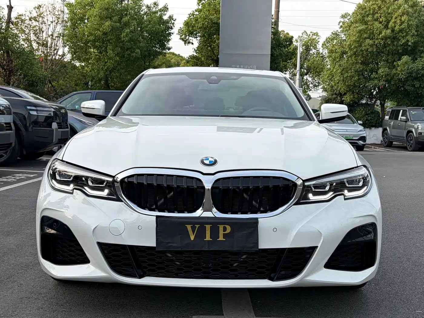 BMW 3-SERIES