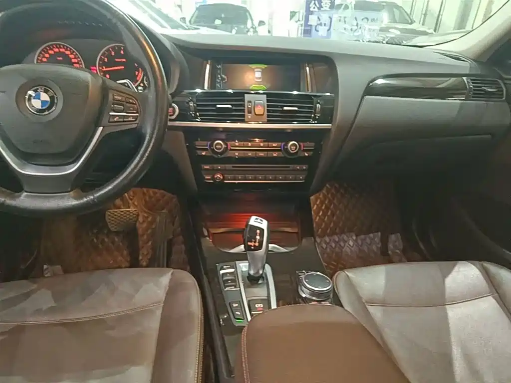 BMW X4 2014 xDrive20i X Design Package фото 14