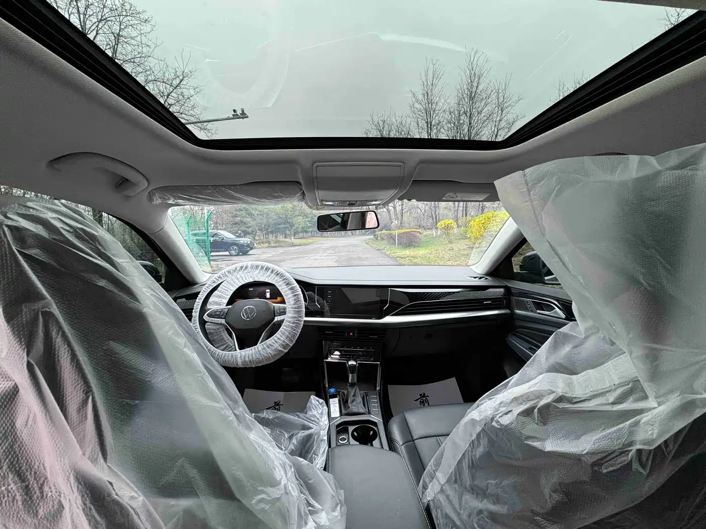 Volkswagen Passat 2024 280TSI Business Edition фото 10