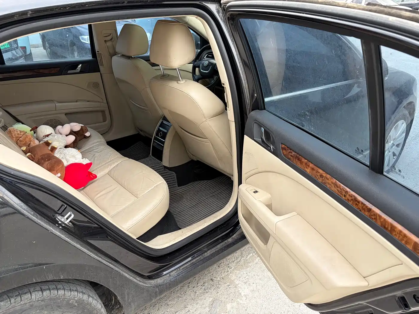 Škoda Superb 2012 1.8TSI Manual Elegance Edition фото 8