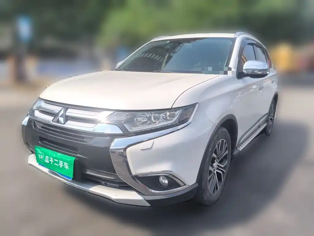 Mitsubishi Outlander (Import) 2016 2016 2.4L 4WD Elite 5-seater