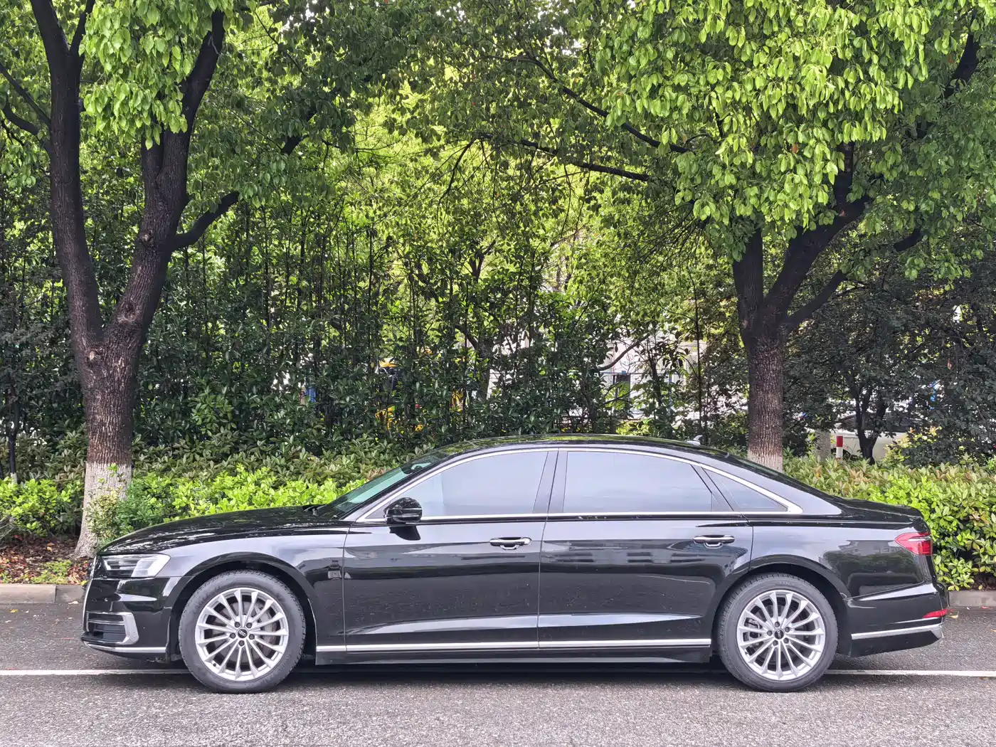 Audi A8 2021 A8L 50 TFSI quattro Comfort фото 5