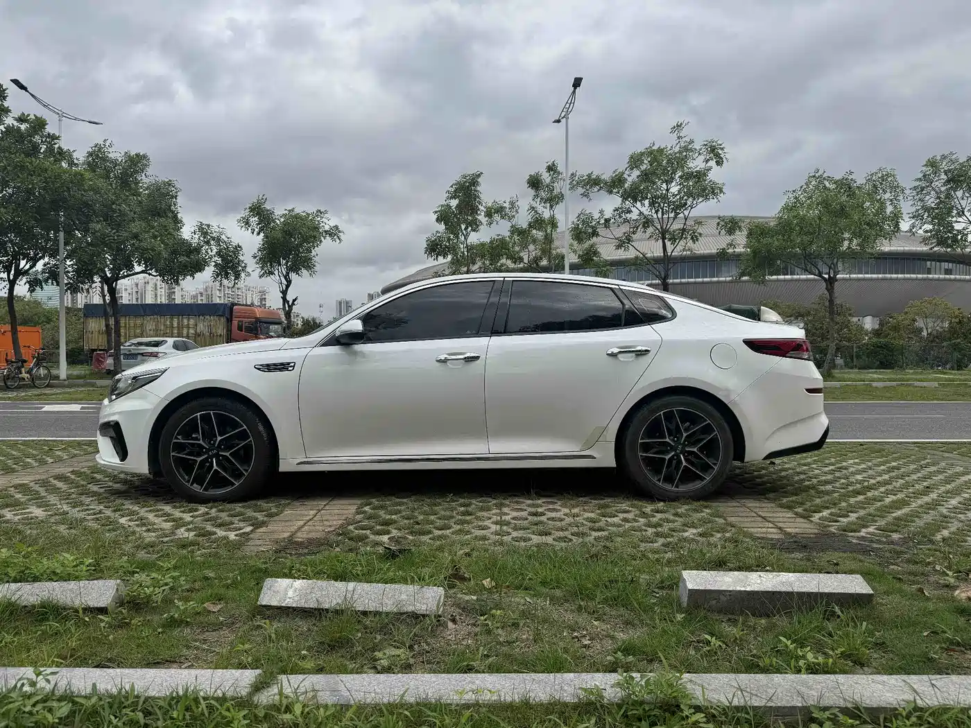 Kia K5 2019 Pro 2.0L Automatic Luxury Edition China VI фото 9