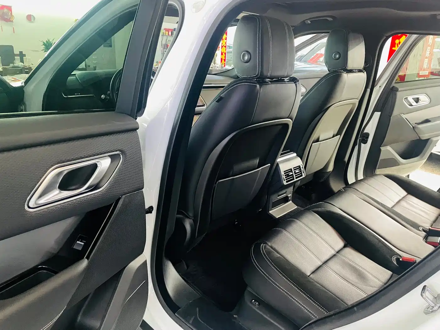 Land Rover Range Rover Velar 2020 P250 R-DYNAMIC S фото 15